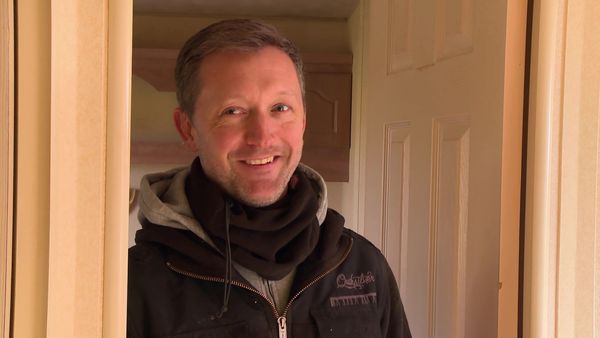 Building the Dream - Hampshire: Ryan and Jenny