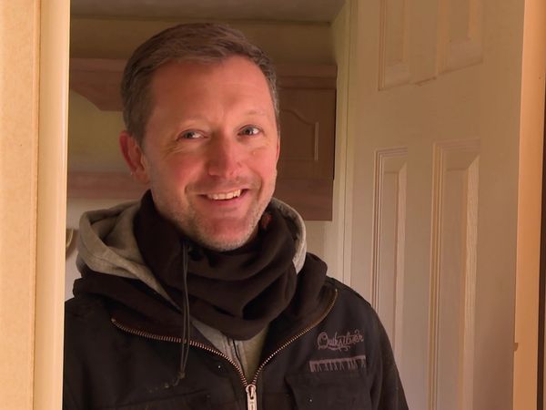 Building the Dream - Hampshire: Ryan and Jenny
