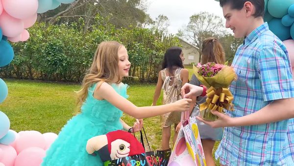 Like Nastya - Nastya’s Big Adventures: Birthday Fun, Las Vegas, and Creative Challenge