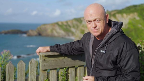 Ross Kemp: Shipwreck Treasure Hunter - Slaver Ship Secrets