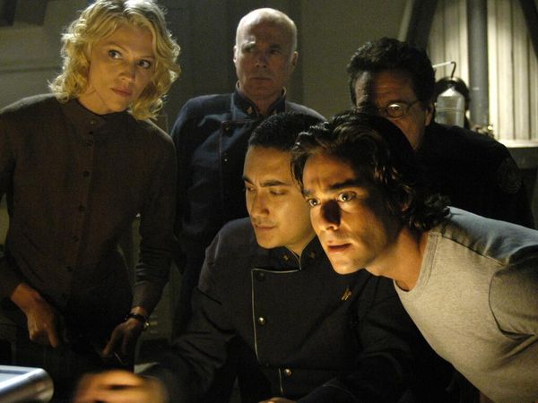 Battlestar Galactica - 6 Degrees of Separation