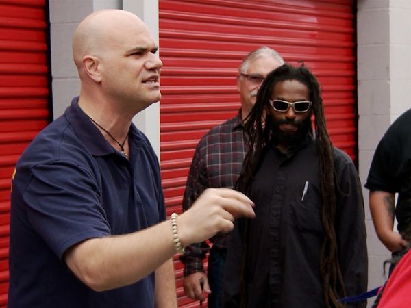 Storage Hunters - Fishing For Trouble