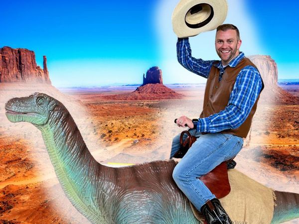 Cowboy Jack - Cowboy Dinosaur Theme Park Tour
