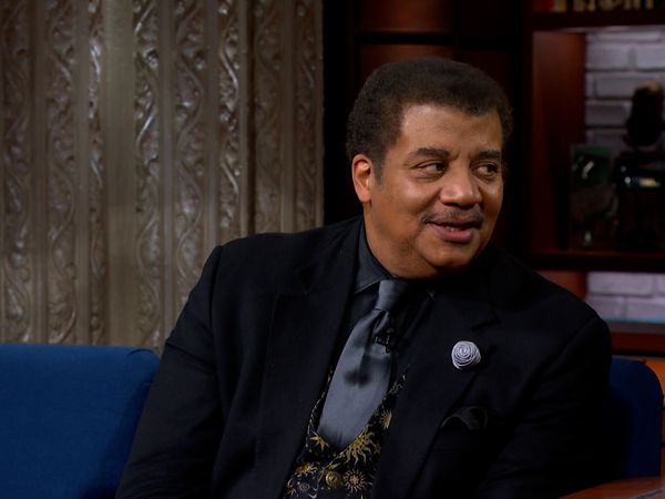 The Late Show with Stephen Colbert - 4/21/26 (Neil deGrasse Tyson, RAYE, John Kerry)