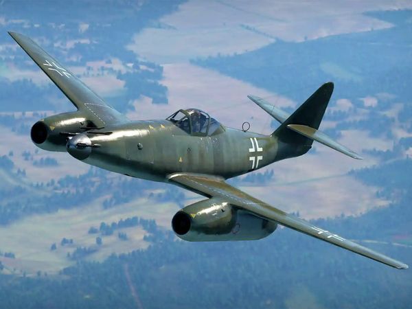 Iconic Combat Machines - Me 262 Mustang