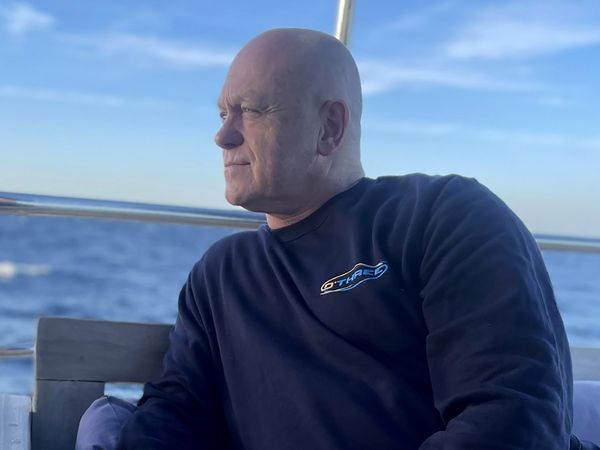 Ross Kemp: Deep Sea Treasure Hunter - Suez