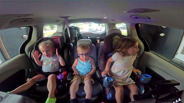 Handyman Hal - Handyman Hal Works at the Car Wash | Drive Thru Car Wash for Kids