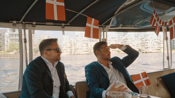 Luksusmæglerne på Havnefronten - Episode 102