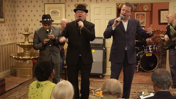 The Kumars at No. 42 - Shane Richie & Robin Gibb