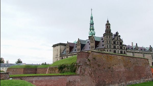 Ghost Hunters Int'L - Hamlet's Castle