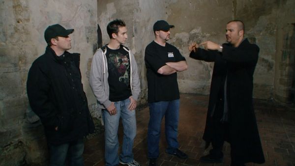 Ghost Hunters Int'L - Gates To Hell