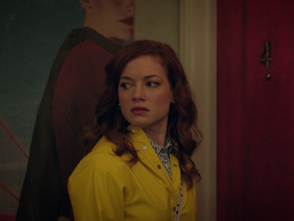 Zoey's Extraordinary Playlist - Zoey’s Extraordinary Neighbor