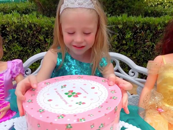 Like Nastya - Nastya’s Whirlwind Adventures: Parties, Pets, and Playtime Mischiefs