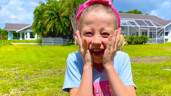 Like Nastya - Nastya's Dynamic Adventures: Superhero Acts, Rock Bands, and Creative Crafts