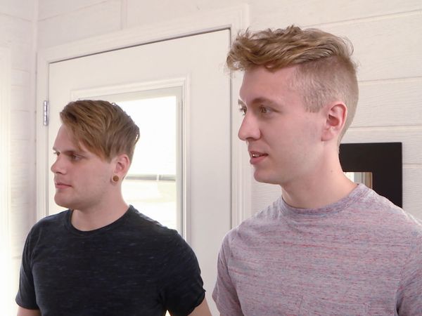 Tiny House Hunting - Episode 409