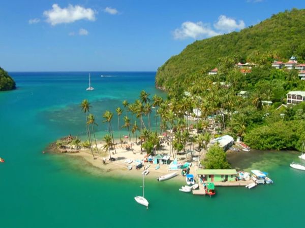 Ainsley's Caribbean Kitchen - Dominica
