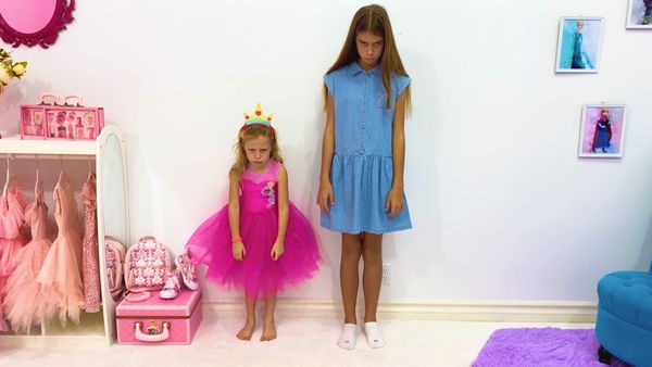 Like Nastya - Nastya’s Sweet Surprises: Lessons in Love, Friendship, and Halloween Fun