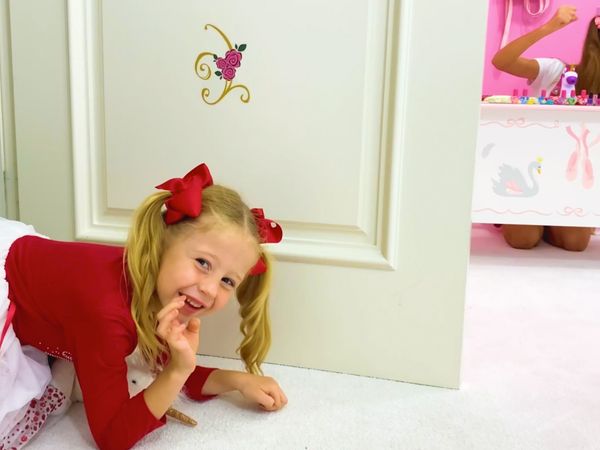 Like Nastya - Nastya’s Magical Moments: Playhouse Wonders, Hair Fun, and Holiday Lessons