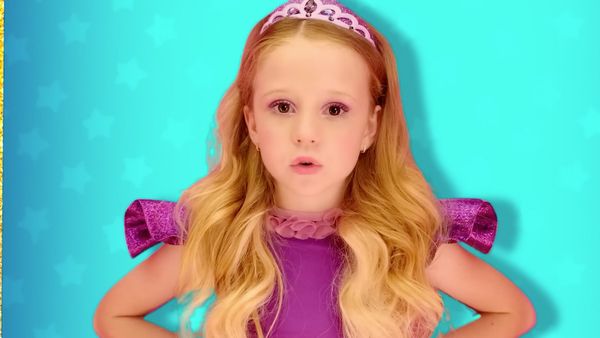 Like Nastya - Nastya’s Senses, Songs, and School Day Surprises