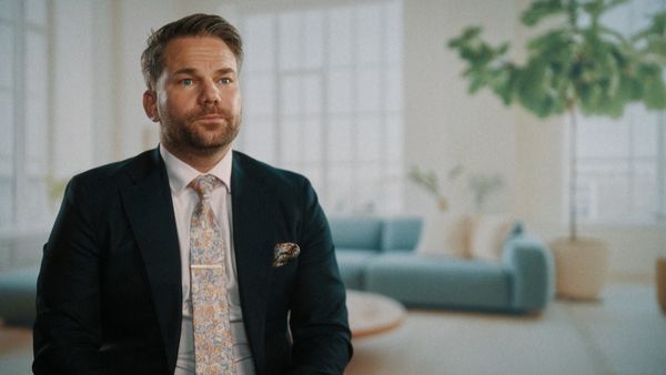 Luksusmæglerne på Havnefronten - Episode 104