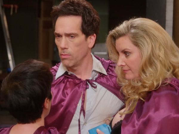 Dropping the Soap - Compañeros de reparto