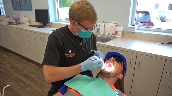 Handyman Hal - Handyman Hal Visits the Dentist | Dentist Visit for Kids | Learn About Dentist Office