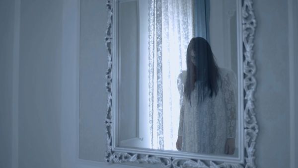 Paranormal Caught on Camera - Episode 423