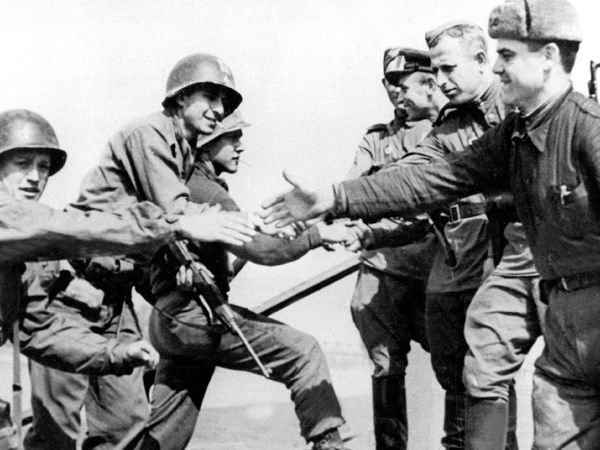 Countdown to Surrender - The Last 100 Days - Downfall and Liberation