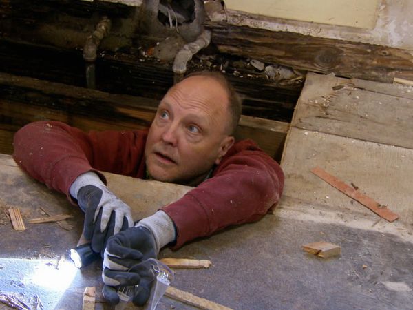 Zombie House Flipping - Episode 411