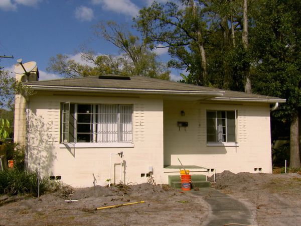 Zombie House Flipping - Episode 414