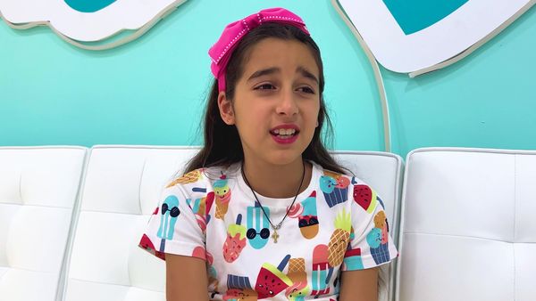 Like Nastya - Nastya Makes a Summer Video & Learns Safety