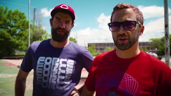 Andrew Schrock - Fun Life of a Skate Team / Finger BMX vs. Handboarding