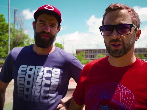 Andrew Schrock - Fun Life of a Skate Team / Finger BMX vs. Handboarding