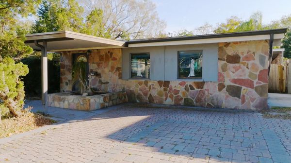 Zombie House Flipping - Episode 519