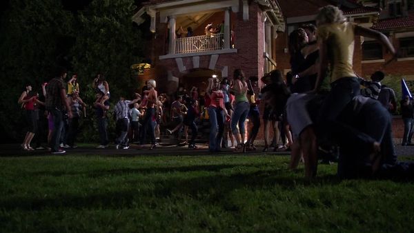 Blue Mountain State - Polémica