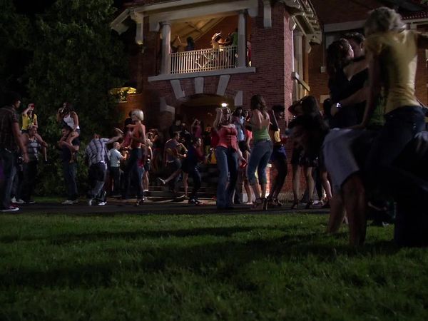 Blue Mountain State - Polémica