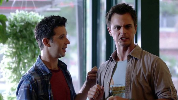 Blue Mountain State - Toma y daca