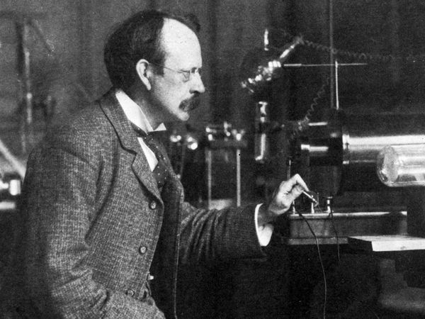 Great Inventions - X-Rays