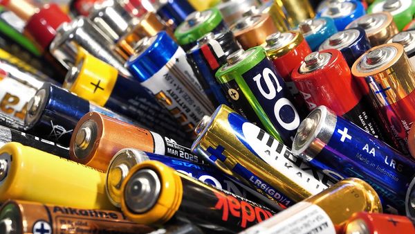 Great Inventions - Batteries