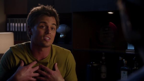 Blue Mountain State - El regreso de Thad
