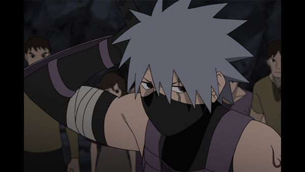 Naruto Shippuden - KAKASHI:SOMBRA DE LOS CAZADORES ESPECIALES ANBU, SUJETO DE PRUEBA DE OROCHIMARU