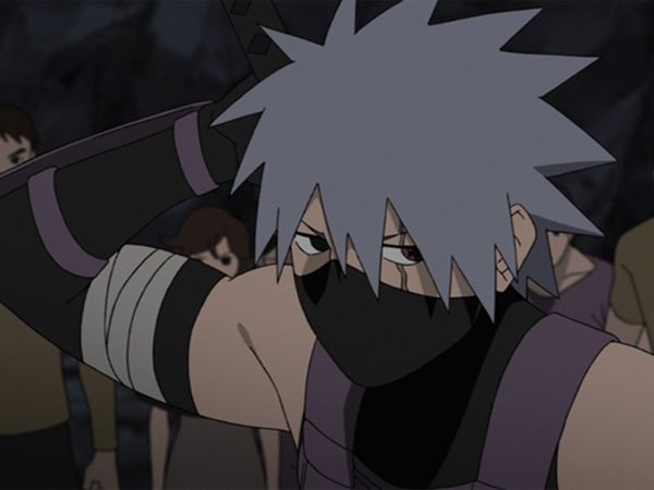 Naruto Shippuden - KAKASHI:SOMBRA DE LOS CAZADORES ESPECIALES ANBU, SUJETO DE PRUEBA DE OROCHIMARU
