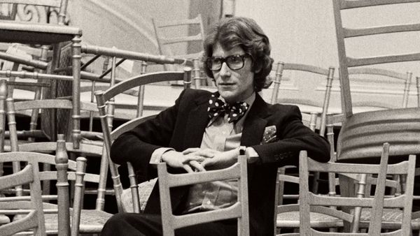 Discovering Fashion - Yves Saint Laurent