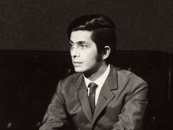 Discovering Fashion - Valentino