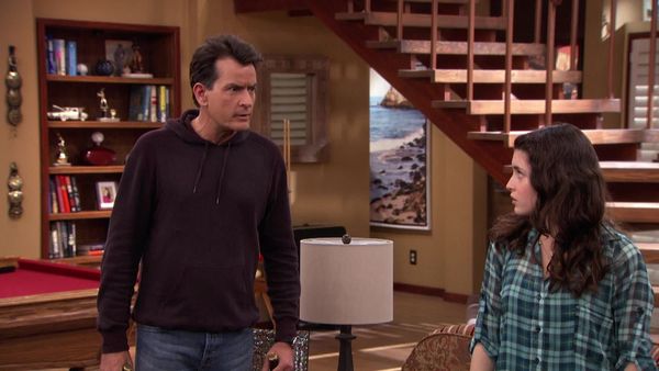Terapia con Charlie - Las fotos guarras de Charlie y Kate