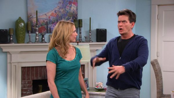 Terapia con Charlie - Charlie rompe con Kate