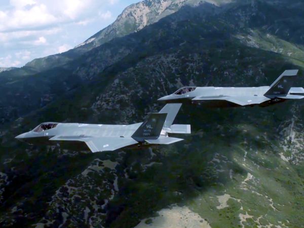 Titans of Defense - Planes