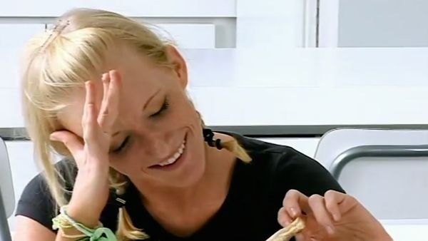 Supersize Vs Superskinny - Revisit 1 - Gillian & Heather
