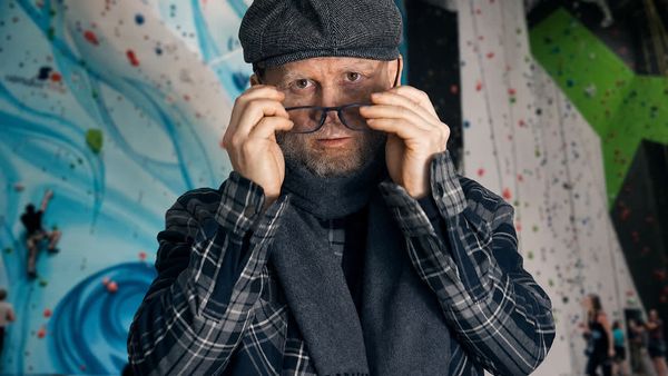 Magnus Midtbø - Pro Climber Pretends to Be an Old Man