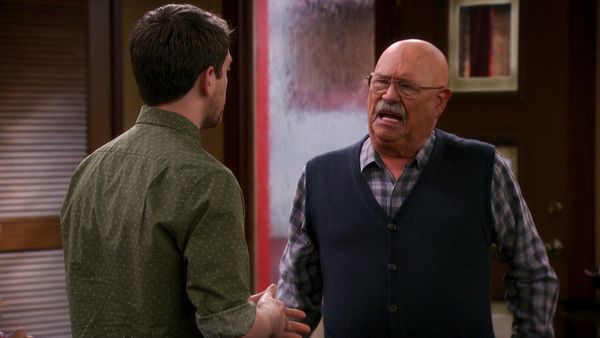 Terapia con Charlie - Charlie y la hermana retorcida de Sean